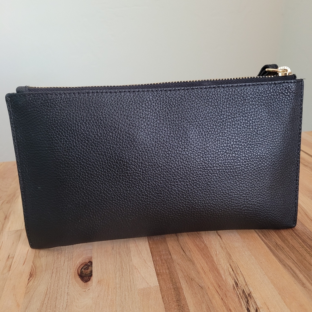 Michael Kors Black Pebbled Leather Clutch With Wrist Stap Or Wristlet - Picture 2 of 9